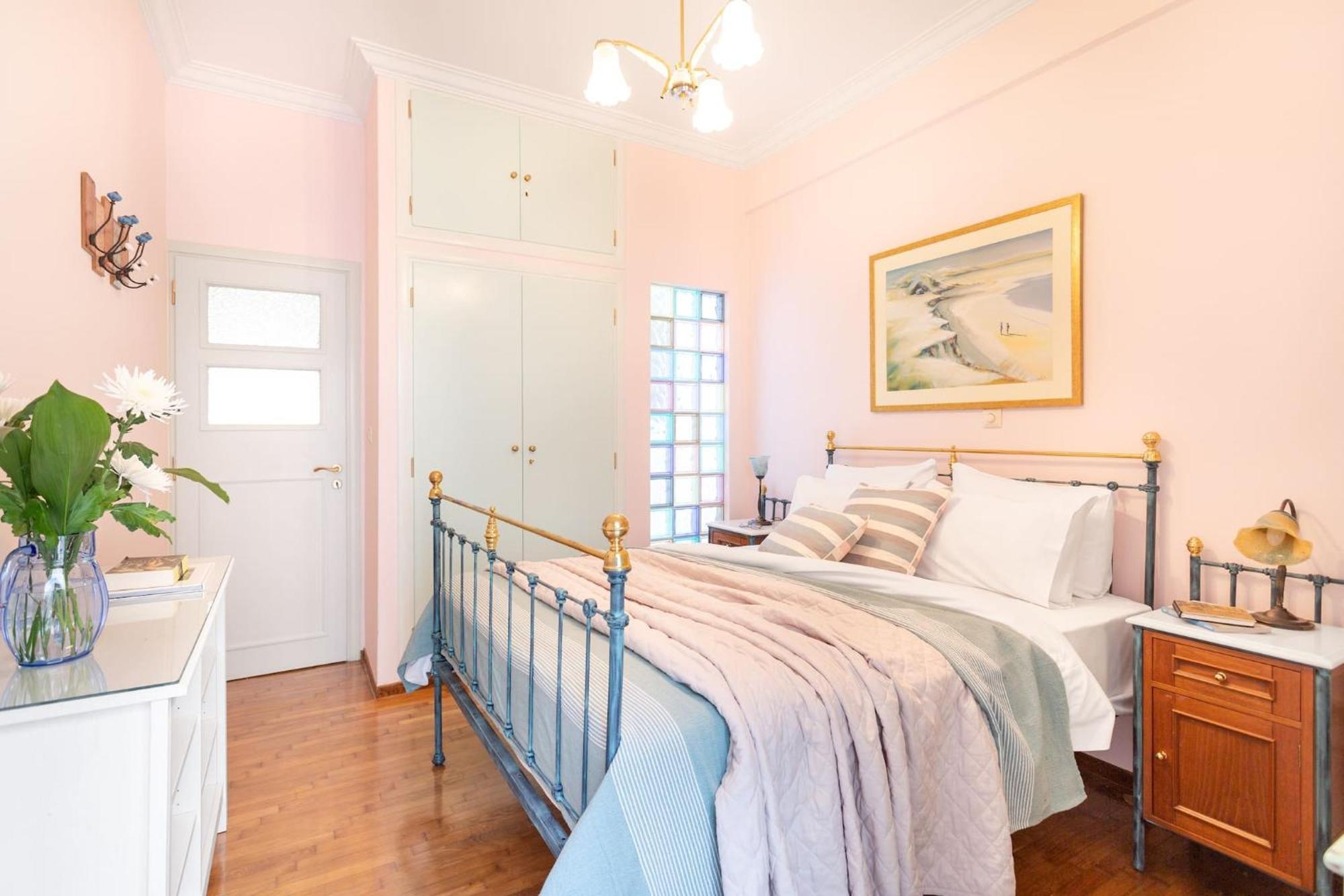 Bright, Calming Retreat With A Balcony Near Metro! Lejlighed Athen Eksteriør billede