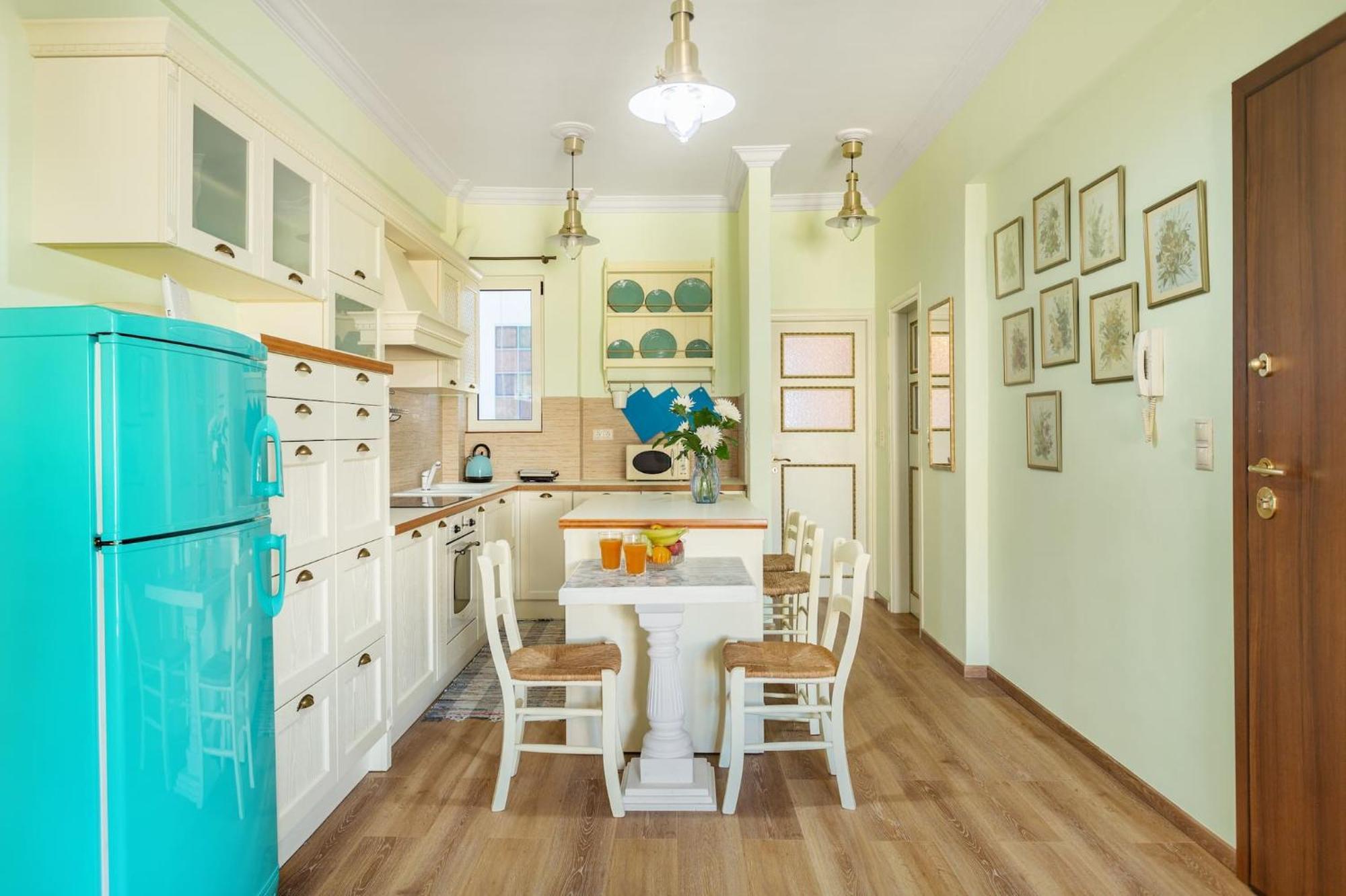 Bright, Calming Retreat With A Balcony Near Metro! Lejlighed Athen Eksteriør billede